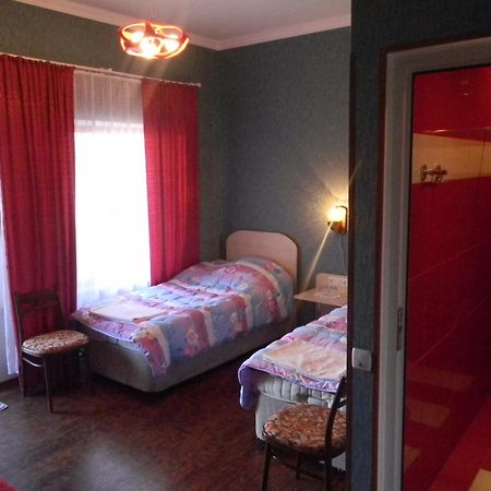 Hotel Tourist Achalziche Zimmer foto